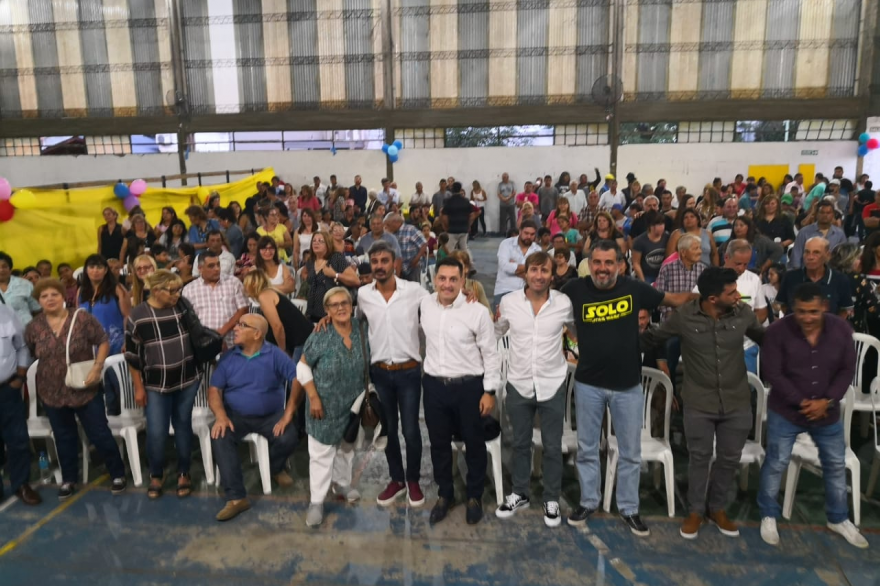 En un acto con vecinos, Cambiemos lanzó el candidato para disputar intendencia de Merlo