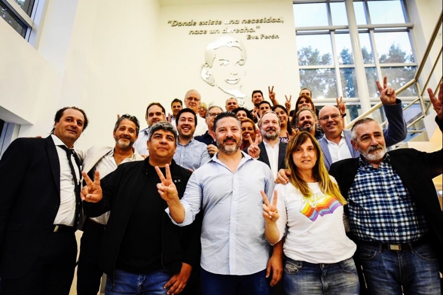 Fuerte respaldo a Menéndez: Sabbatella y Pablo Moyano acompañaron al alcalde en acto en Merlo