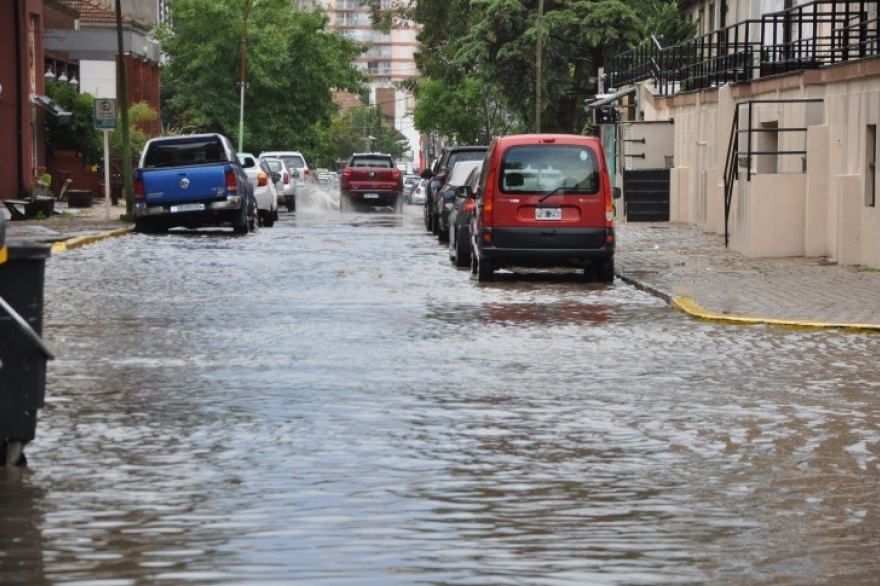 Verano complicado en la Costa bonaerense: fuerte temporal inundó varias localidades