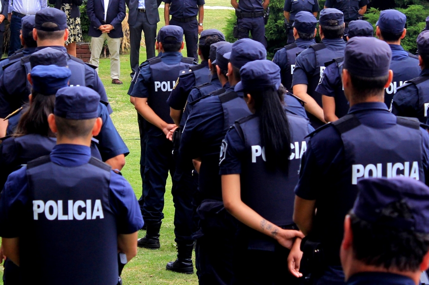 Ascensos en la Bonaerense: Ritondo subió de categoría a más de 10 mil efectivos de la fuerza