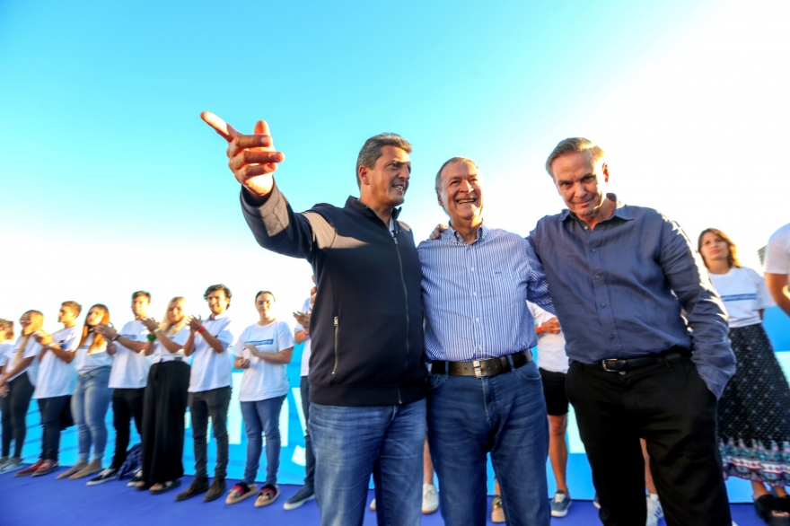 Massa, Pichetto y Schiaretti lanzaron desde Mar del Plata la campaña de Alternativa Federal