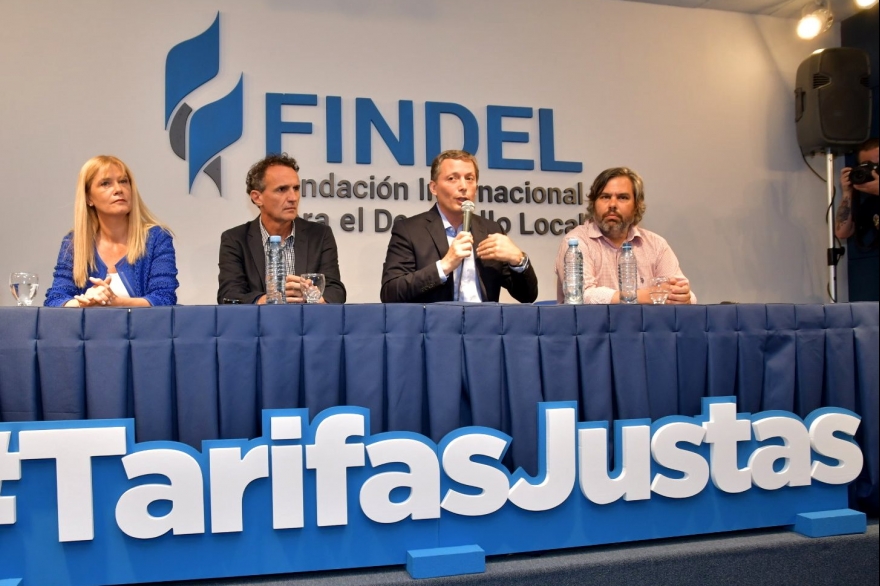 Revés para el Gobierno: la Justicia aceptó tramitar amparo de intendentes contra tarifazo