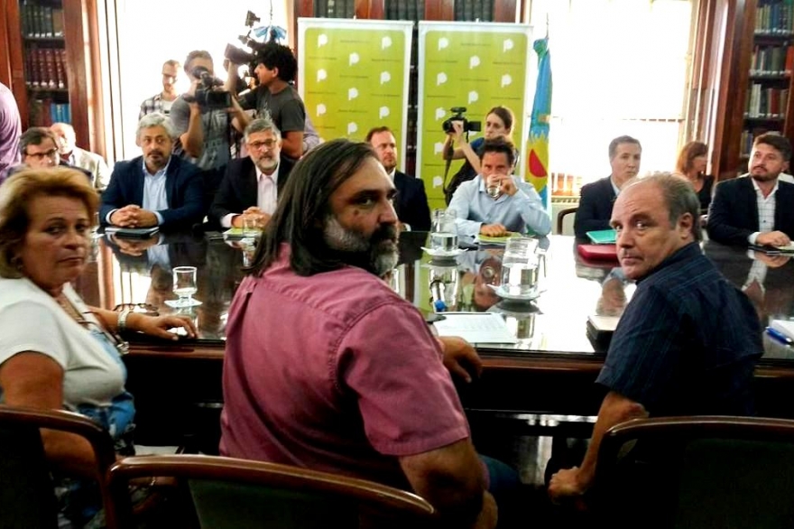 Segunda reunión paritaria: Vidal convocó a los docentes el miércoles para destrabar el conflicto