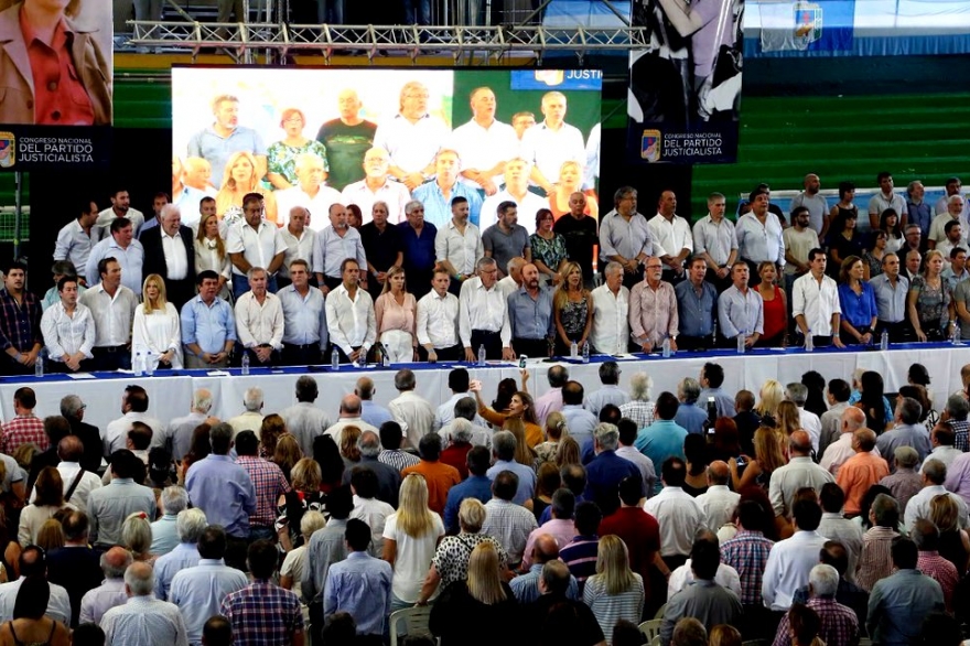 En un gesto de unidad, el peronismo invitó a Massa y a los gobernadores a una “gran interna”