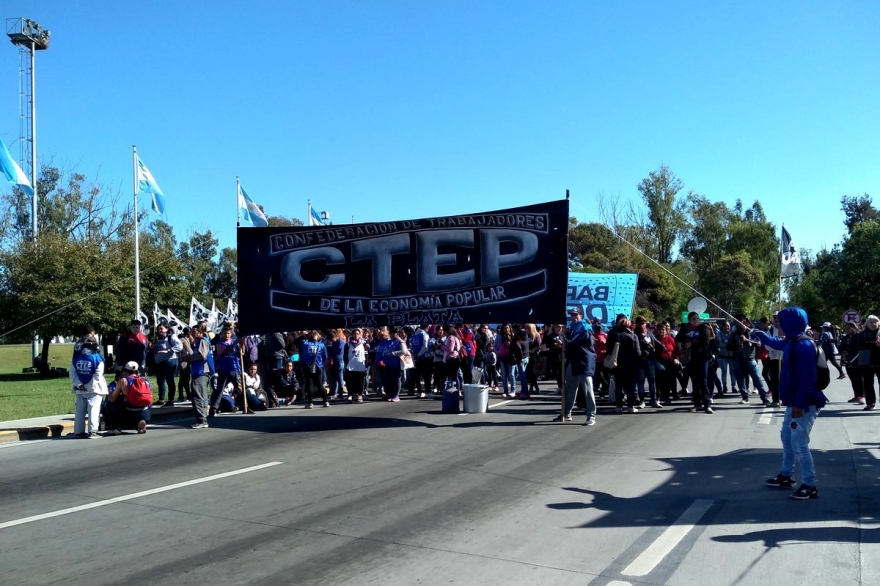 Tras varias horas de protesta, levantaron el corte de la Autopista Buenos Aires – La Plata