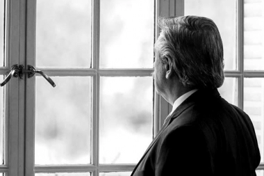 Acorralado, Alberto se bajó de la reelección: el Presidente que incumplió su contrato electoral