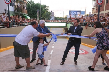 Massa visitó a Andreotti en San Fernando e inauguraron un paso bajo nivel de la ruta 202