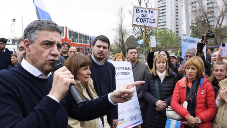 Bullrich y Jorge Macri firmaron un compromiso para “terminar con los cortes en el Puente Pueyrredón”