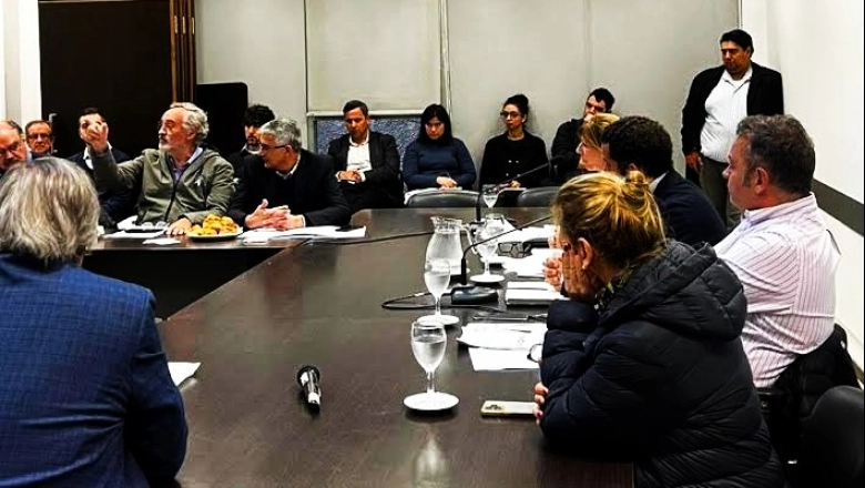 CARBAP presentó en Diputados un informe de las tasas municipales en la Provincia