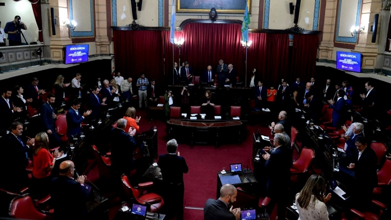 El Senado aprobó la Ley Micaela: la Provincia tendrá capacitaciones de género obligatorias