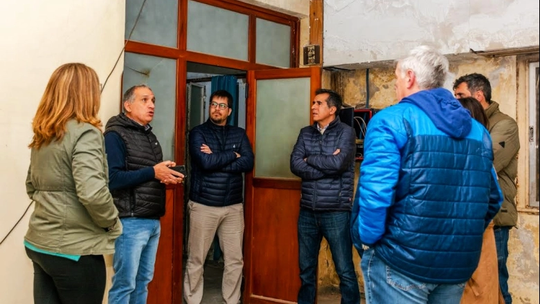 Juanci Martínez envió el proyecto al Concejo de Rivadavia para la recuperación de la Clínica Ameijeiras