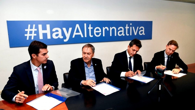 Sin Lavagna en la mesa, se reunió Alternativa Federal: Schiaretti pidió sumar a Scioli y Tinelli