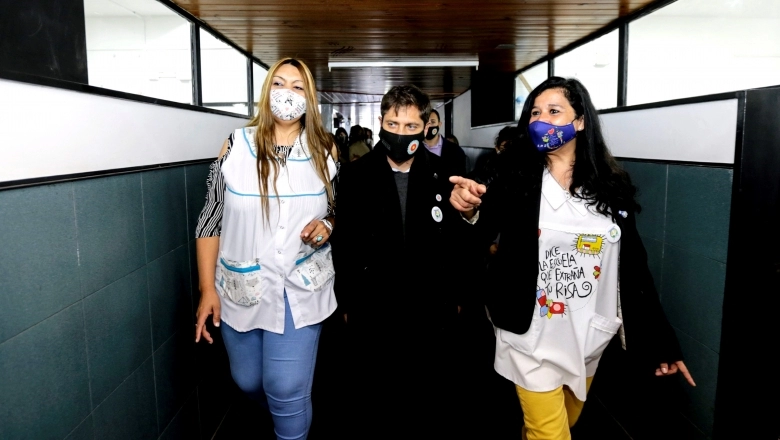Kicillof recorrió obras en escuelas y apostó a una “reconstrucción educativa”