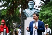 Kicillof encabezó un acto homenaje a Juan Manuel de Rosas a 230 años de su nacimiento