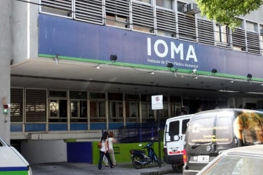 Estatales bonaerenses denuncian a IOMA por reducción de bonos para atención ambulatoria
