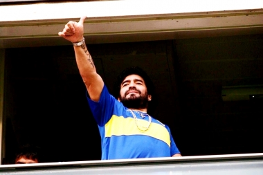 Boca, el gran amor del Diego: fotos y videos sobre la pasión de Maradona por la azul y oro