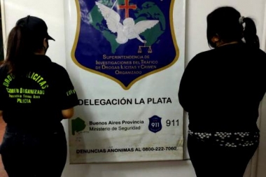 Acusada por vender drogas, cayó una mujer en La Plata: hallaron Dinero, drogas y una balanza