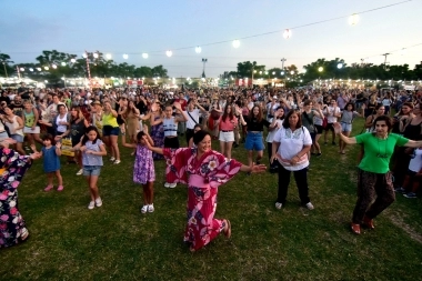 La fiesta del Tomate, festival Bon Odori y otras propuestas turísticas de La Plata para febrero