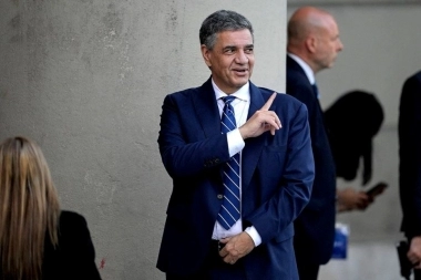 Jorge Macri y un encuentro clave con Caputo para destrabar la coparticipación