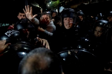 Kicillof, Insaurralde Y Larroque repudiaron la agresión de la Policía de la Ciudad a Máximo