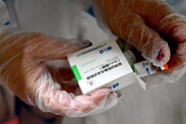 Empezaron a distribuirse cerca de 407 mil vacunas de Sinopharm en todo el país