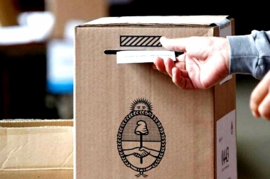 Según una encuesta, un alto porcentaje de bonaerenses no votarían a ningún partido