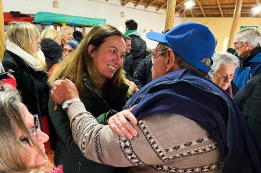 Arata palpita las elecciones bonaerenses y afirmó: “Es momento de frenar el gobierno de Milei”
