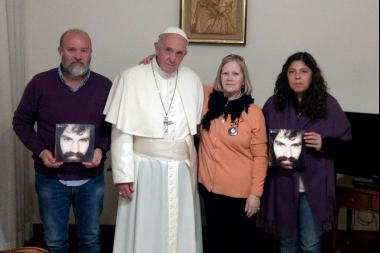 El Papa recibió a la familia Maldonado: “Está preocupado por la situación de Santiago”