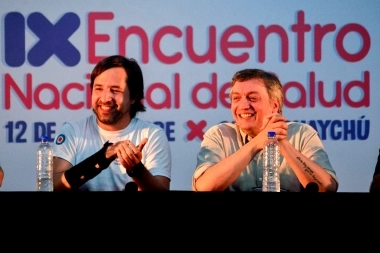 Máximo Kirchner participó del Encuentro Nacional de Salud: “El cambio somos nosotros”