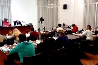 Denuncian al oficialismo en Dolores por “violar la paridad de género” en el Concejo