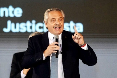 Alberto asumió como presidente del PJ Nacional y lanzó críticas al macrismo
