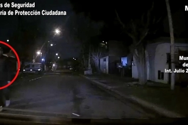 Video: atraparon a tres hombres por el hurto de luminaria pública en La Paloma