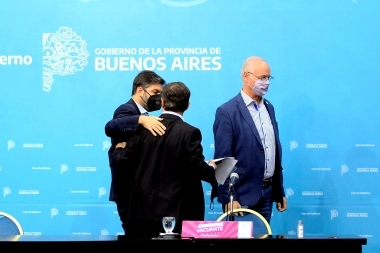 Kicillof y el festejo íntimo tras el anuncio del regreso a clases presenciales