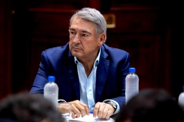 Las denuncias de “corrupción” que salpicaron a D’Onofrio retumbaron en el Concejo de un municipio