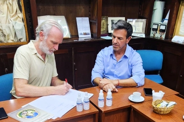 Roque Pérez firmó un convenio con la Universidad Nacional de La Plata para el desarrollo de productos sanitarios