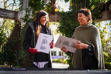 Políticas en gestión ambiental: Mayra Mendoza y Vilar firmaron convenio en Quilmes