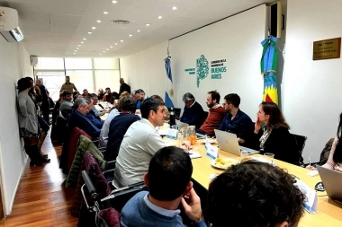 Otro gremio estatal le pidió a Kicillof que reabra las paritarias "urgente"