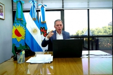 Gray vuelve a la Justicia por las subas en los boletos de colectivos y trenes