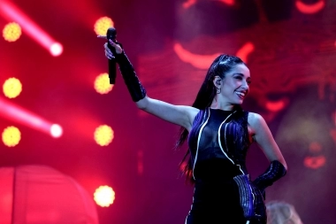 Se fue mundial: María Becerra tocará en la fiesta de fin de año del Times Square