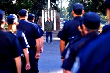 Berni confirmó que sancionará a los policías que se movilizaron y anunció el fin de la Policía Local