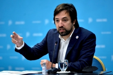 La Provincia recordó con orgulloso la vacuna “libre y federal” de su gobierno