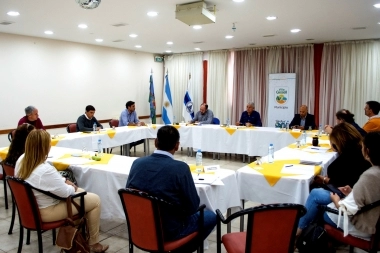 Intendentes de la Quinta Sección arman un bloque regional preocupados por el “efecto Milei”