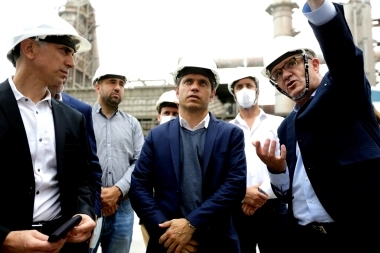 Kicillof y Galli juntos en la planta de cemento “más importante de Sudamérica”