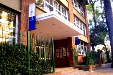 Provincia le negó el pedido a estatales bonaerenses y habrá clases el martes 27