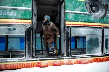 La serie “El Eternauta” palpita su estreno y compartió imágenes inéditas de la producción