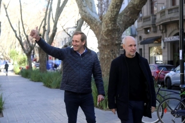 Garro y Larreta recorrieron el centro de La Plata: “La gente nos pide que no aflojemos”