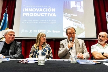 Cascallares y Álvarez Rodríguez cerraron el primer "Encuentro de Innovación Productiva" local