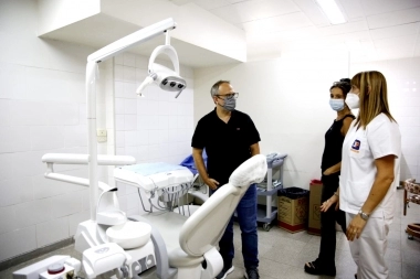 Valenzuela anunció atención gratis en hospitales Odontológico y Oftalmológico