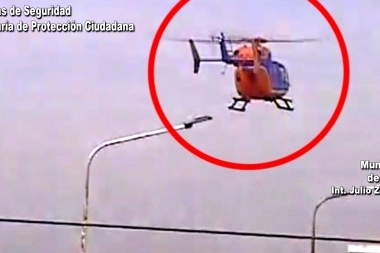 Video: un helicóptero se desplomó en un arroyo de Tigre
