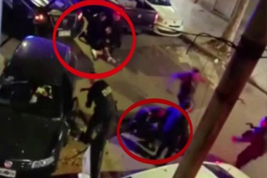 La Policía de la Ciudad persiguió y detuvo a dos menores que robaron un auto a mano armada